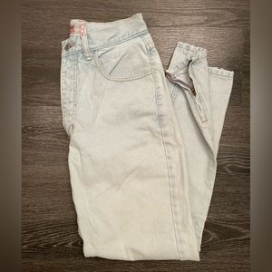 Vintage GUESS light wash high rise jeans